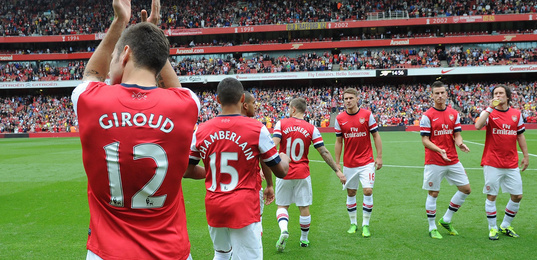 表现出色，托纳利当选欧冠纽卡vs毕尔巴鄂全场最佳球员（托纳利闪耀欧冠纽卡战毕尔巴鄂，荣膺全场最佳）