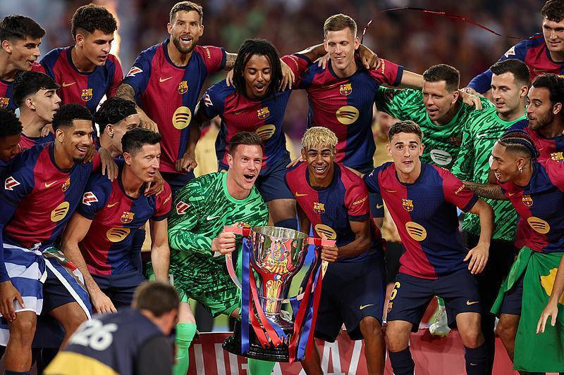 卡扎伊什维利：感谢克雷桑让我罚点球，有信心拿到金靴