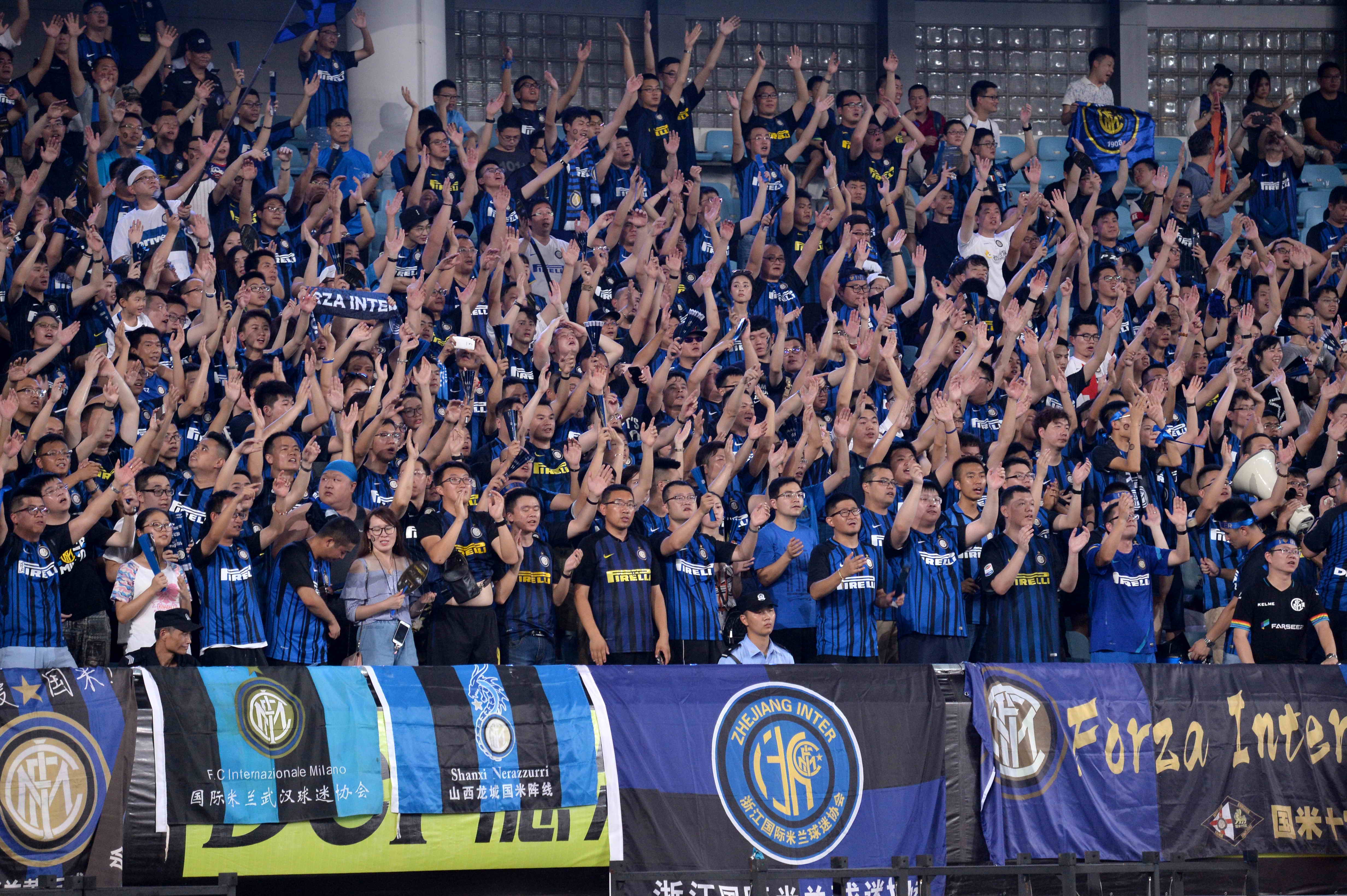 西海岸投资人：祝邵佳一在国足好运，希望广大球迷多多包容他（西海岸投资人发声：愿邵佳一国足之路顺利，望球迷多点包容）