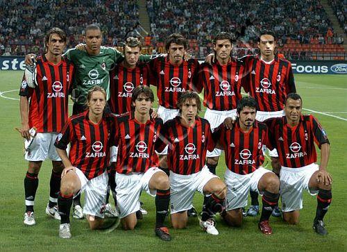 队报：纽约市长是阿森纳铁杆球迷，枪手旧将沙马赫给他送球衣（队报：纽约市长是阿森纳死忠，前枪手沙马赫赠其球衣）