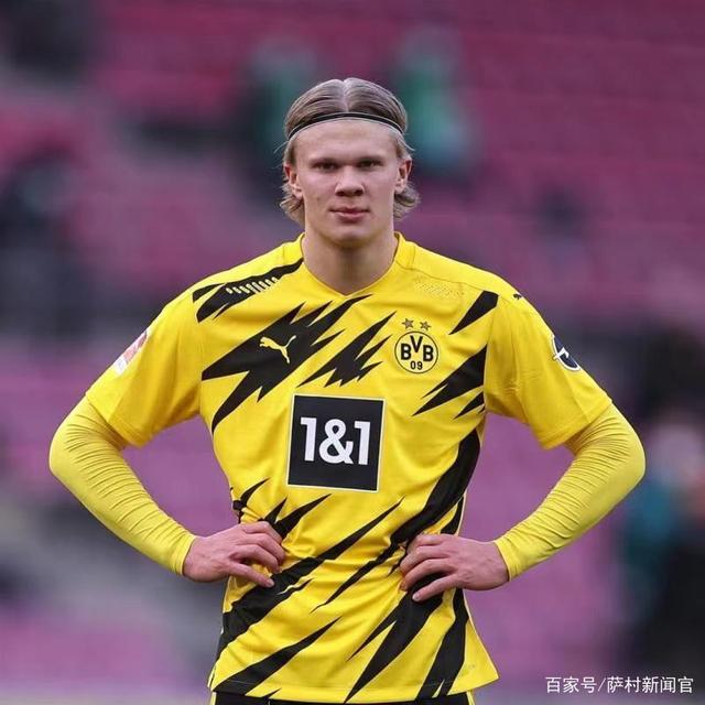 造访迈阿密国际，特雷泽盖晒与梅西合影：毋庸置疑的第一人