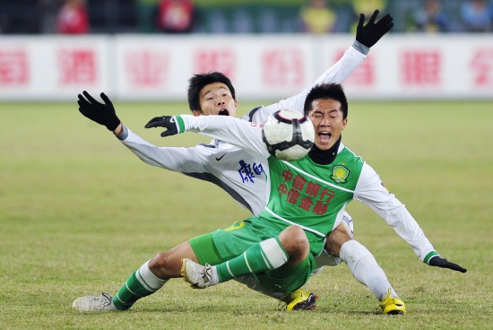 TA：尽管本轮取胜，但皇马高层仍对阿隆索执教计划存在疑虑（TA：赢球难消疑虑，皇马高层仍对阿隆索执教方案存疑）