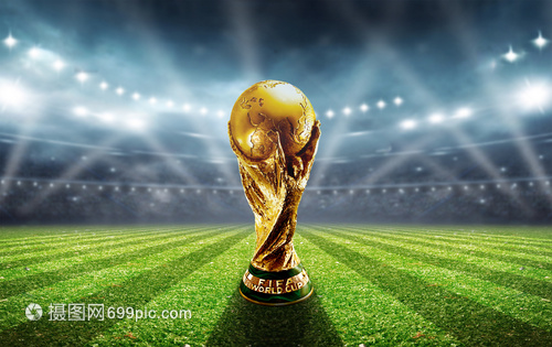 海纳谈于帕续约：以他目前表现，不奇怪其他俱乐部对他有兴趣（海纳谈于帕续约：以其当前表现，获其他俱乐部青睐并不意外）